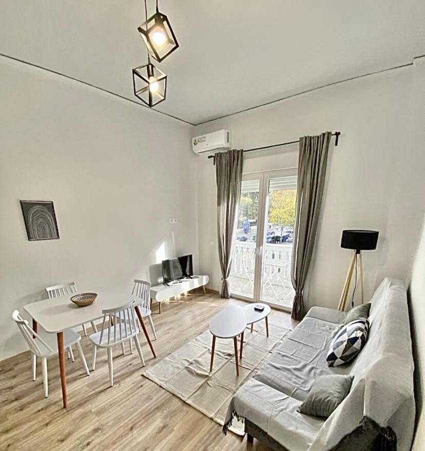 Comfortable Apartment In The City Center Афины Экстерьер фото
