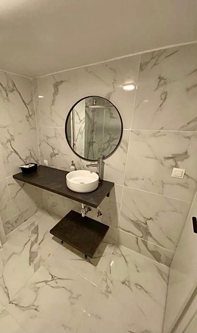 Comfortable Apartment In The City Center Афины Экстерьер фото