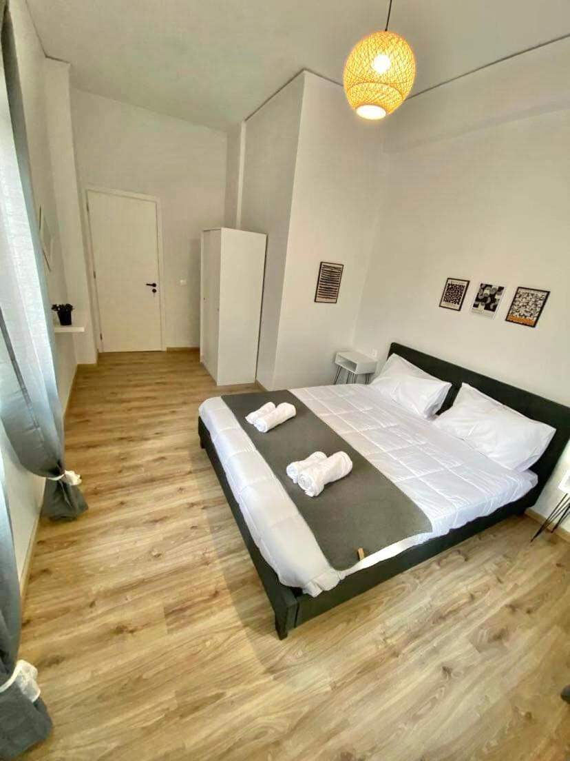 Comfortable Apartment In The City Center Афины Экстерьер фото